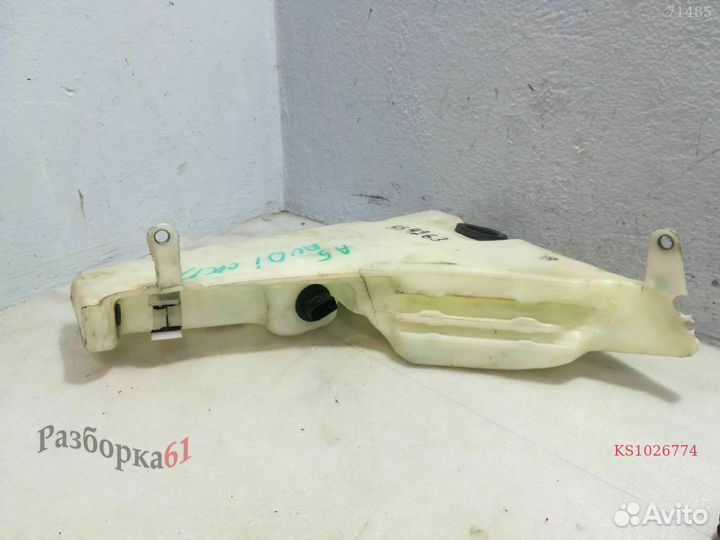 Бачок омывателя audi A5 8T