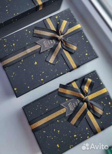 Подарочная коробка, упаковка