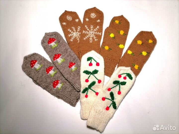 Варежки вязаные ручной работы