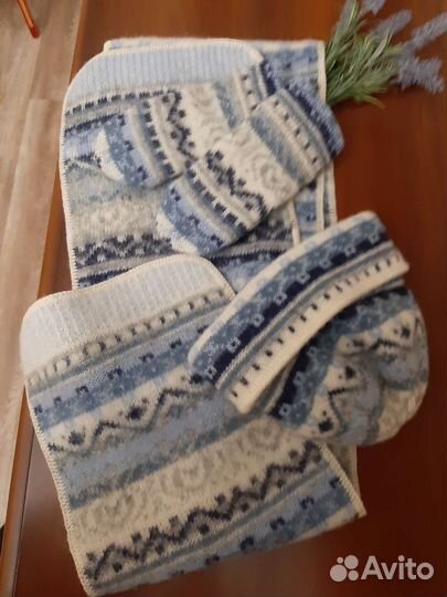 Комплект шапка,шарф и варежки женские Исландия