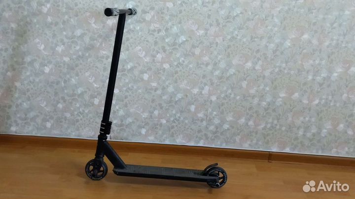 Самокат трюковой