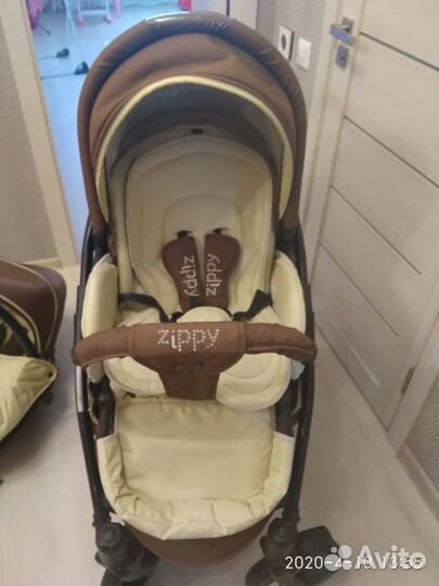 Коляска Tutis Zippy New 3 в 1