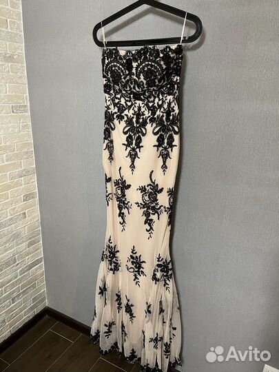 Вечернее платье