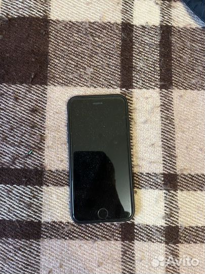 iPhone 6S, 64 ГБ