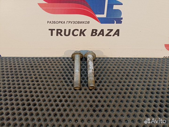 Комплект болтов подушек кабины