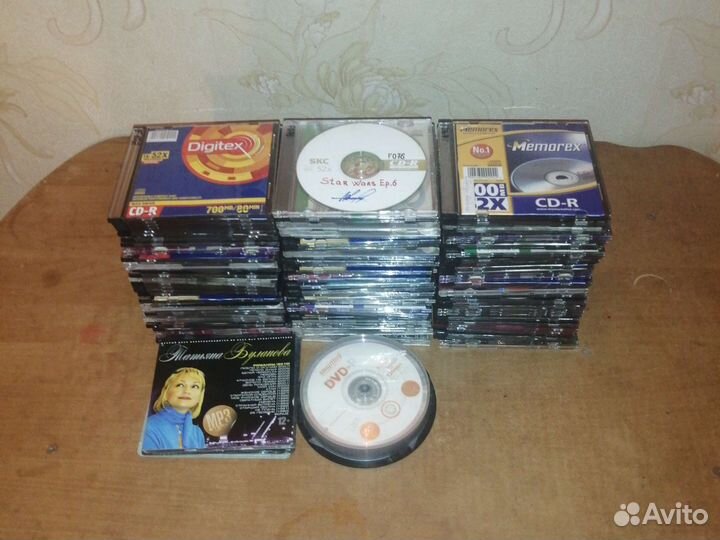 Видеокассеты VHS & CD и Dvd диски