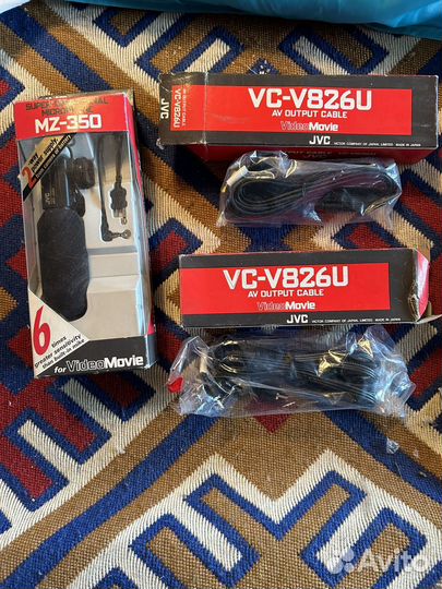 Кофр и аксессуары для видеокамеры JVC