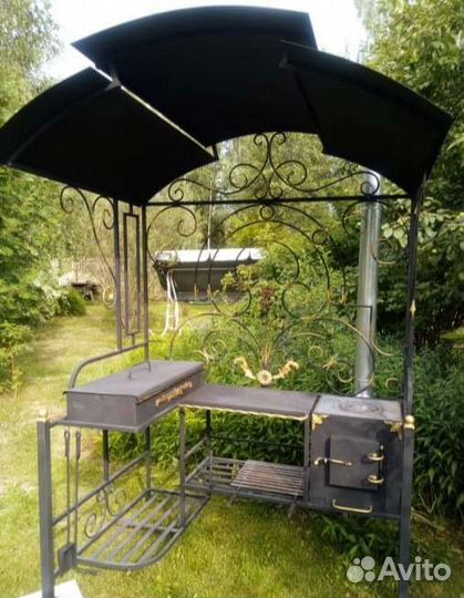 Мангал с крышей