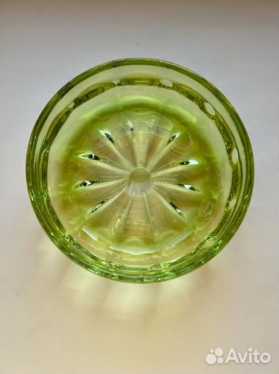 Конфетница «урановое стекло»