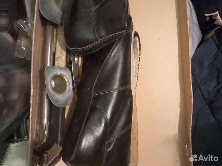 Конькобежные коньки