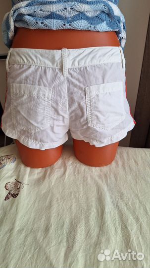 Шорты adidas оригинальные42- 44 размера