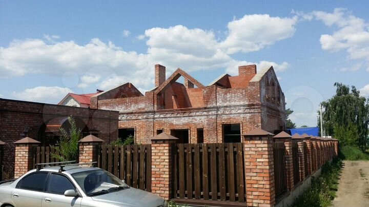 Коттедж 186,3 м² на участке 8,7 сот.