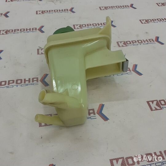 Бачок гидроусилитяля руля audi A100