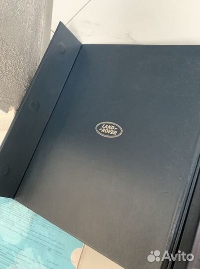 Сервисная книга в кожанной коробке Range Rover