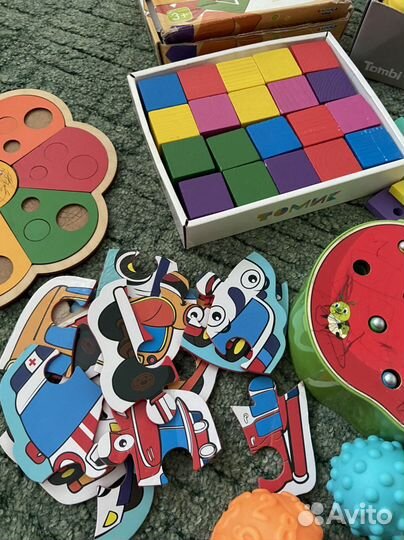 Развивающие игрушки пакетом