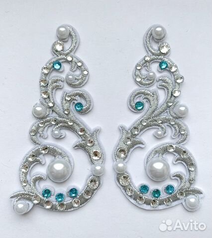 Кружевные аппликации (лейсы) с отделкой из страз