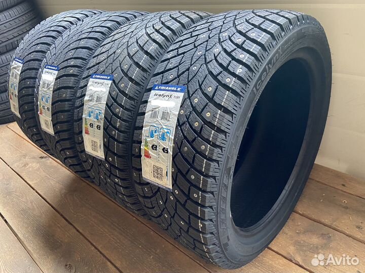 Triangle IcelynX TI501 215/70 R16 104T