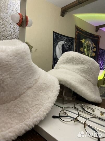 Шляпа плюшевая