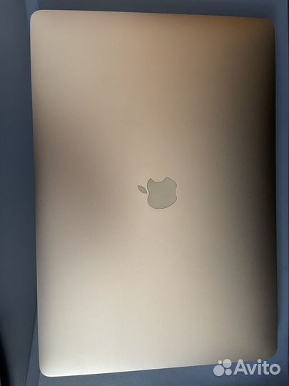 Macbook pro 15 2019 i7 256