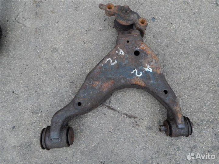 Рычаг передний левый Toyota Land Cruiser Prado 120