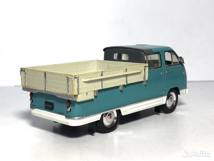 Модель конверсия раф 977 дм пикап СССР 1:43