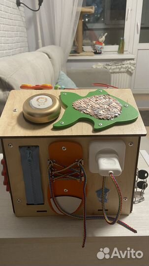 Бизиборд домик KimToys