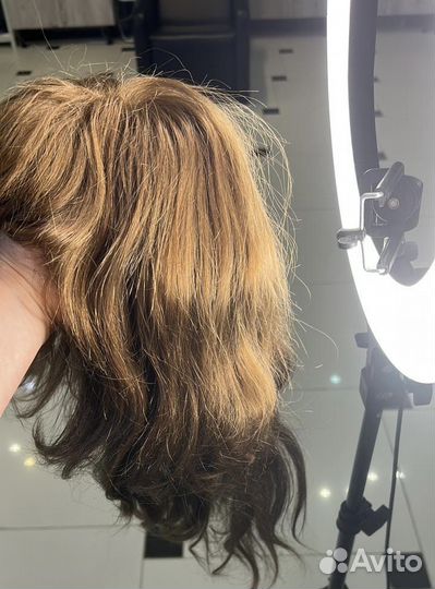 Окрашивание и стрижка париков