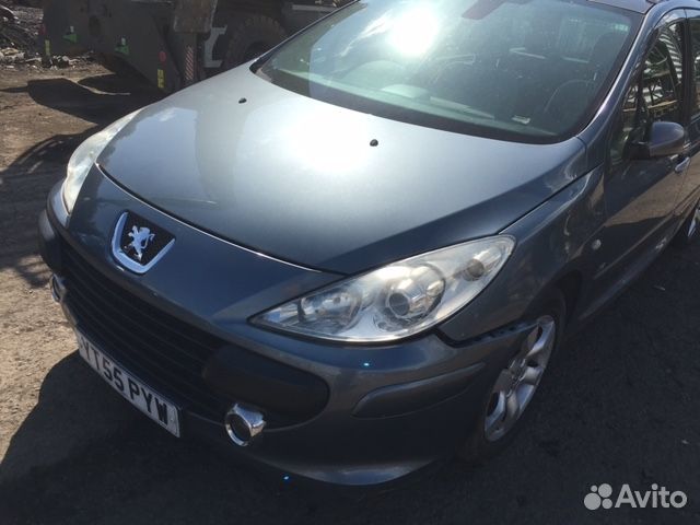 Разбор на запчасти Peugeot 307