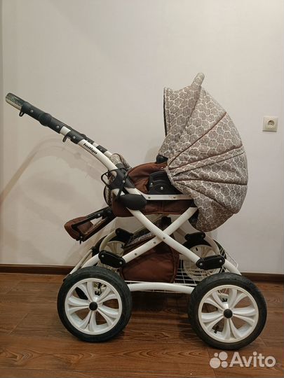Детская коляска
