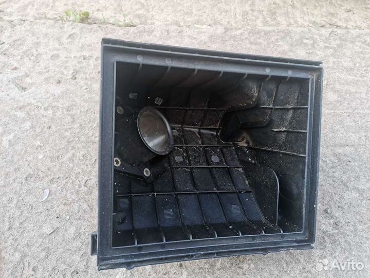 Корпус воздушного фильтра volkswagen passat b 5 +