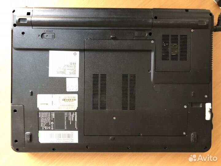 Fujitsu siemens c45 esprimo mobile v5545