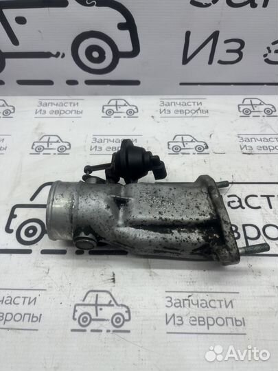 Дроссельная заслонка с клапаном Audi A6C5