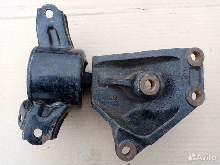 Опора кпп Hyundai Solaris 1