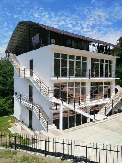 Дом 500 м² на участке 7 сот.