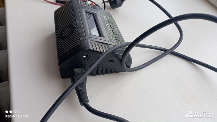 Зарядное устройство