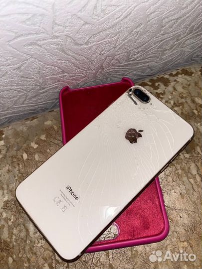 iPhone 8 Plus, 64 ГБ