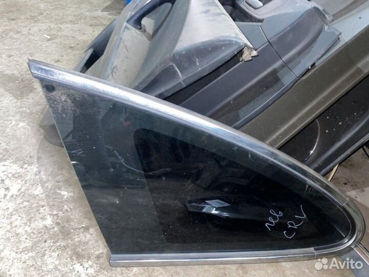 Форточка задняя левая Honda Cr-V 3 2.4