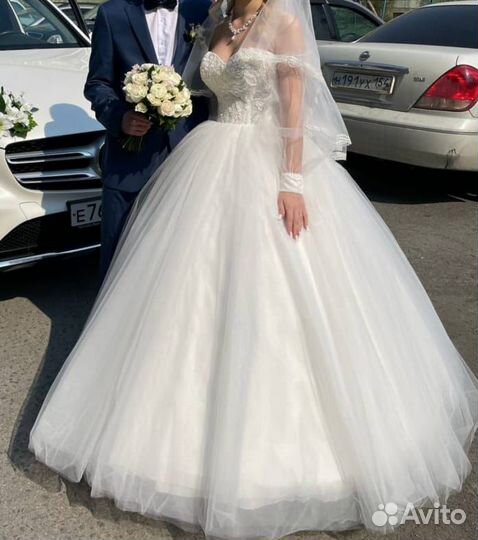 Свадебное платье