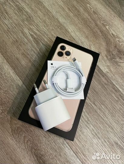 Быстрая зарядка на apple 20 w новая