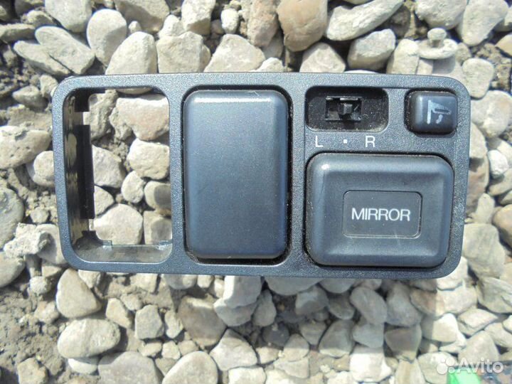 Блок управления зеркалами Honda Inspire UA1 G20A