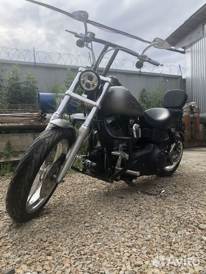 Harley-Davidson street bob