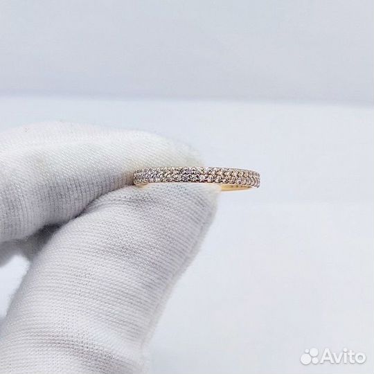 Золотое кольцо с камнем 16р