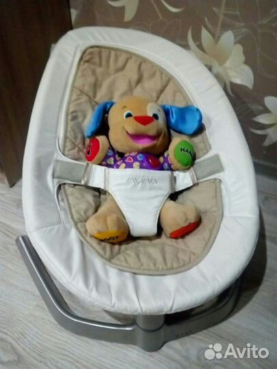 Шезлонг Nuna Leaf