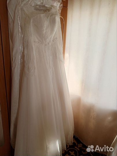 Свадебное платье 44 размер