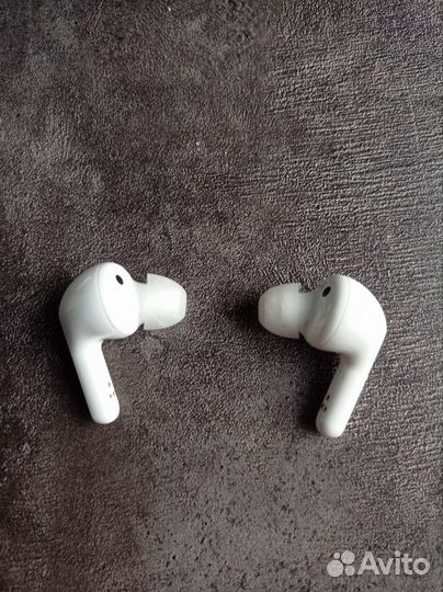 Беспроводные наушники LG