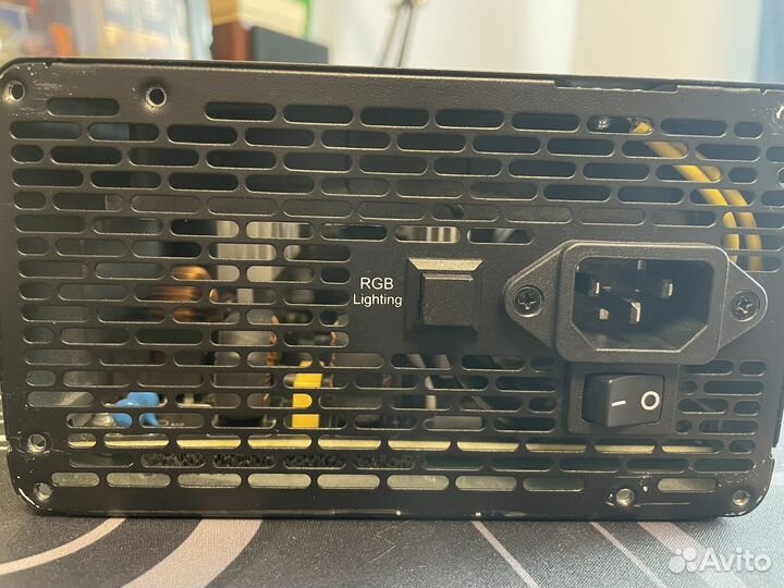 Блок питания 700w Thermaltake Smart RGB 700w