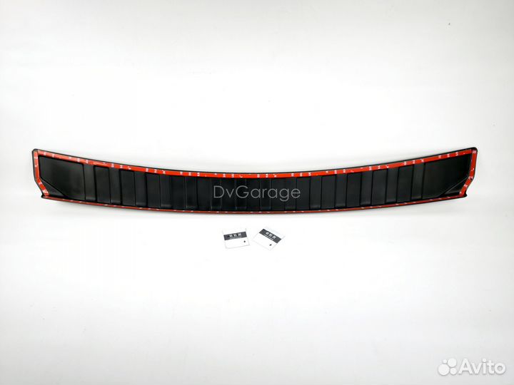 Накладка на задний бампер Subaru Forester 18-23