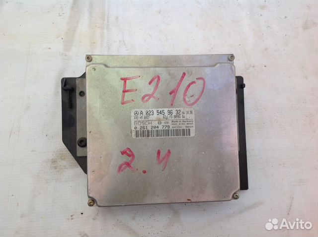 Блок управления двиг на мерседес Е210 e210 w210