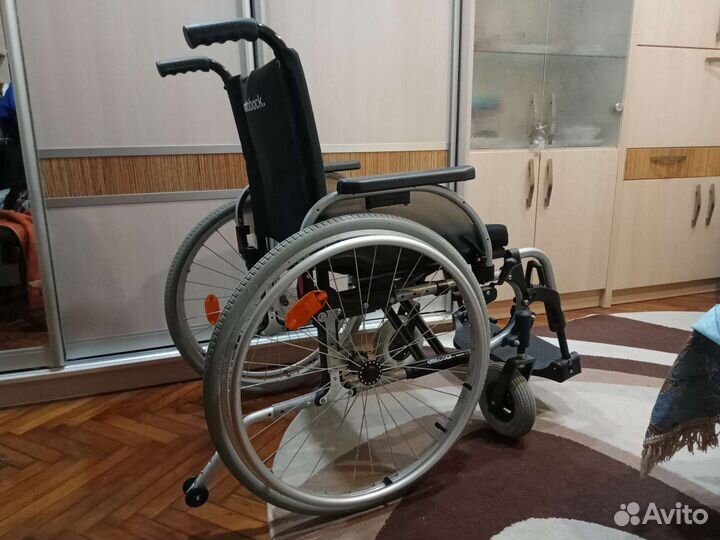 Коляска для инвалидов
