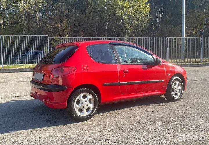 Peugeot 206 1.4 AT, 2004, 151 000 км